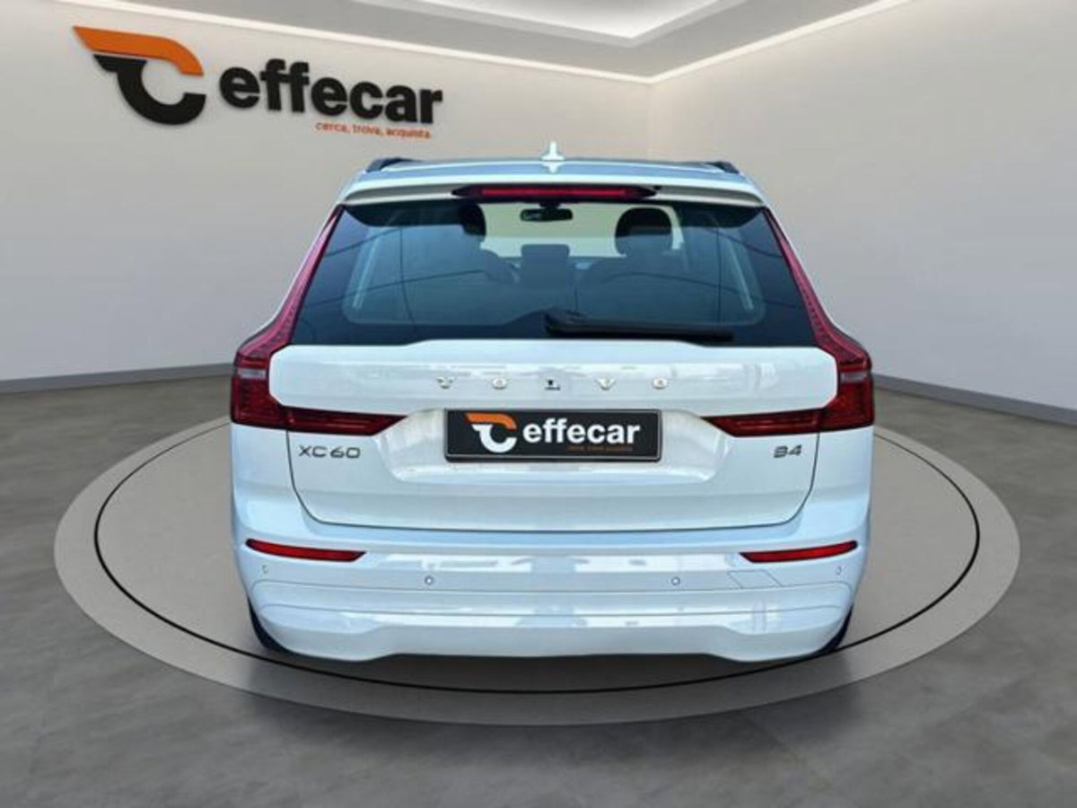 Volvo XC60 B4 automatico Core (5)