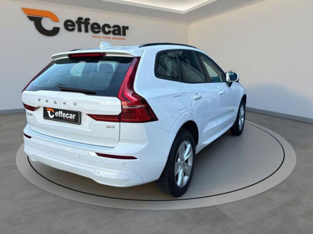 Volvo XC60 B4 automatico Core (6)