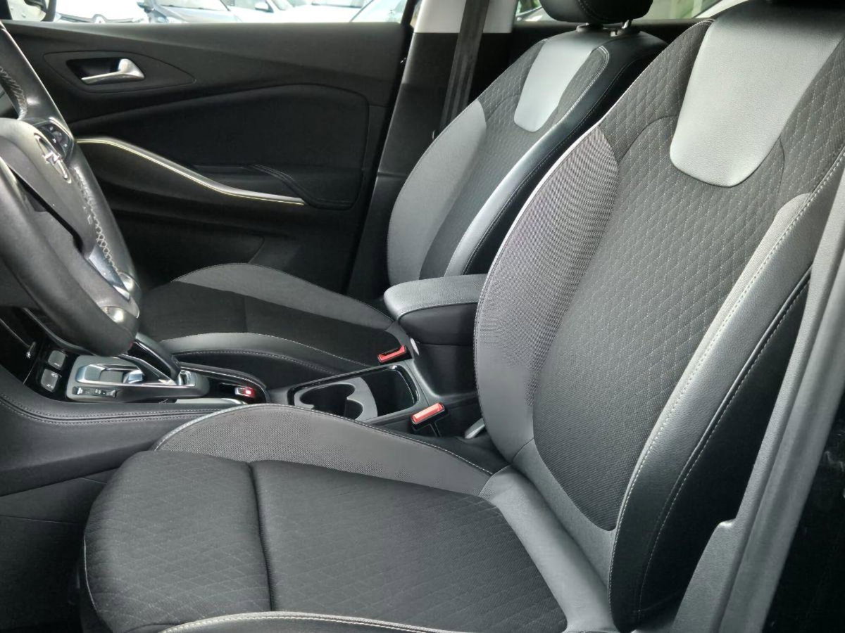 Opel Grandland X 1.5 diesel Ecotec Start&Stop Ultimate (13)