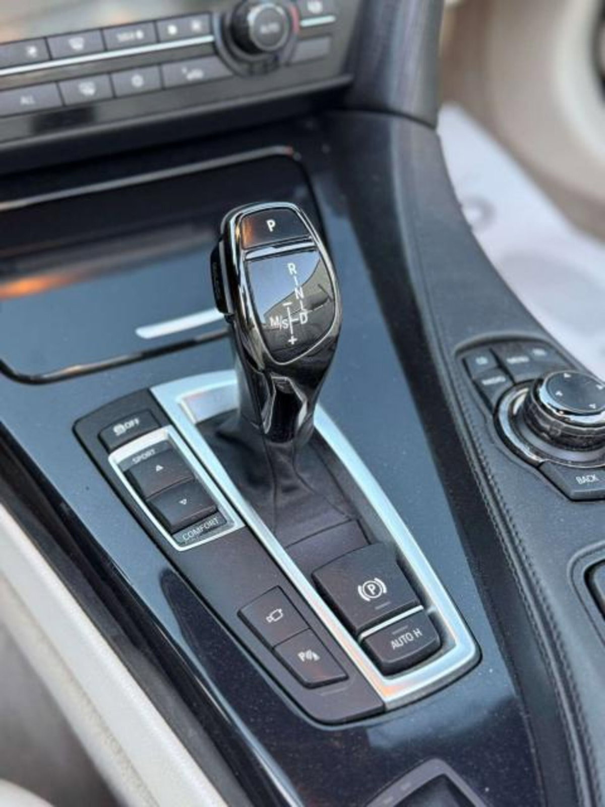 BMW Serie 6 Cabrio 650i  Futura (13)
