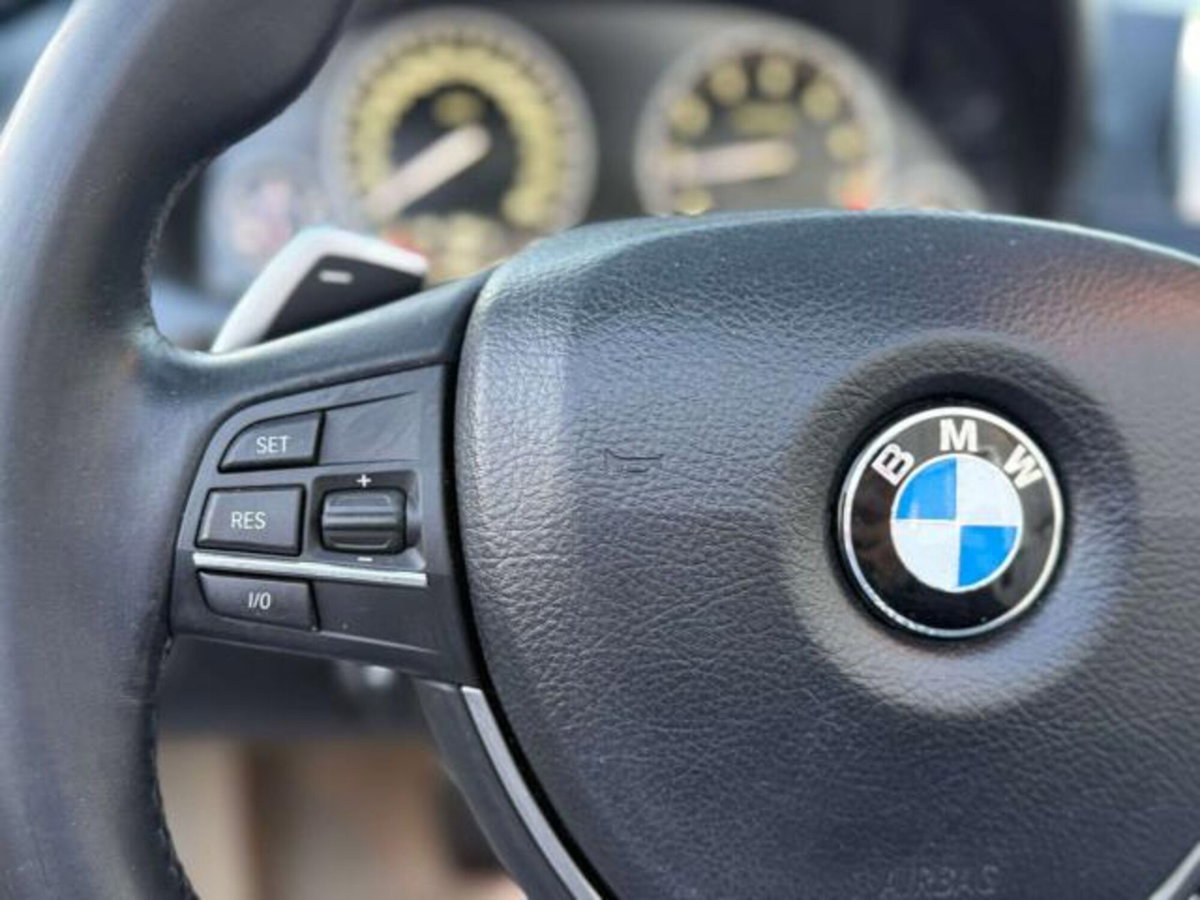 BMW Serie 6 Cabrio 650i  Futura (18)