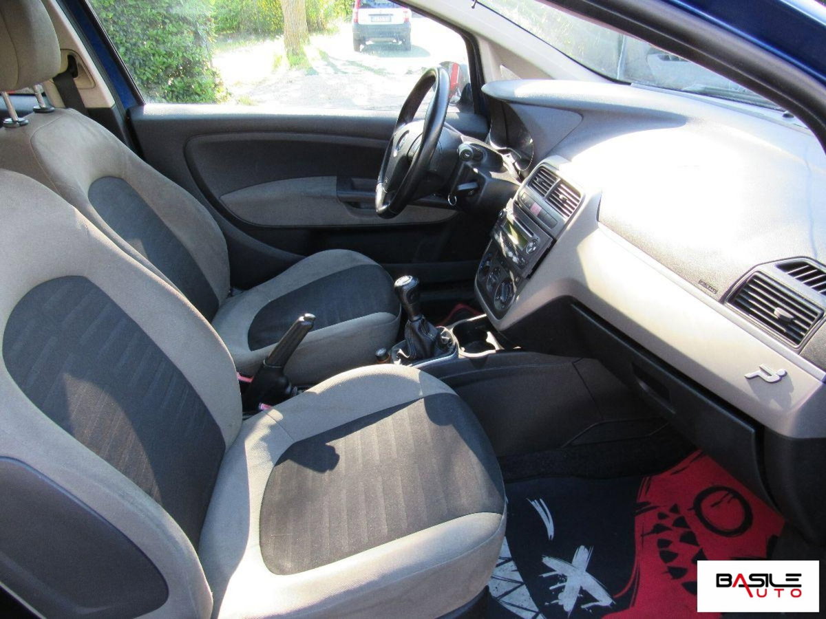 Fiat Grande Punto 1.3 MJT 75 CV 3 porte Active (10)
