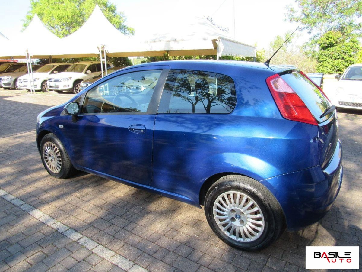 Fiat Grande Punto 1.3 MJT 75 CV 3 porte Active (6)