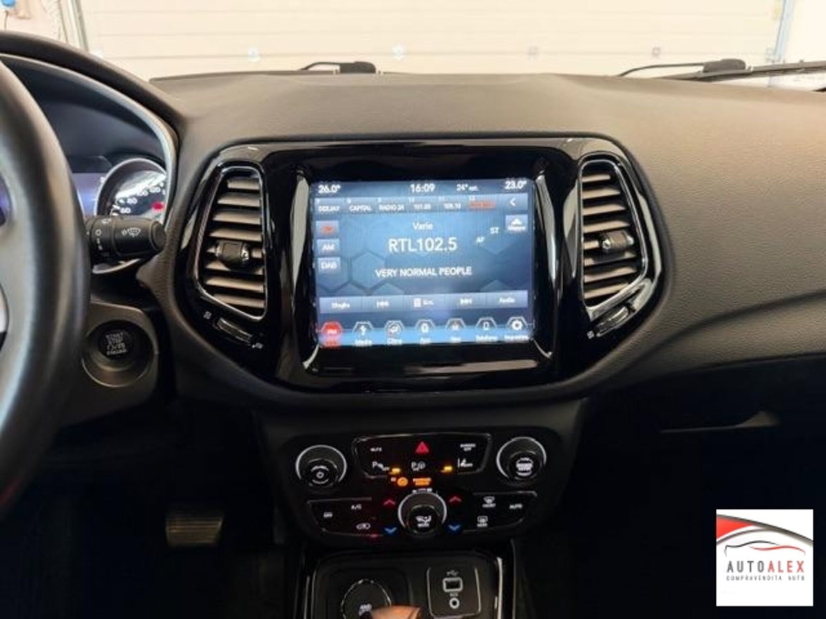 Jeep Compass 2.0 Multijet II 4WD Limited (14)