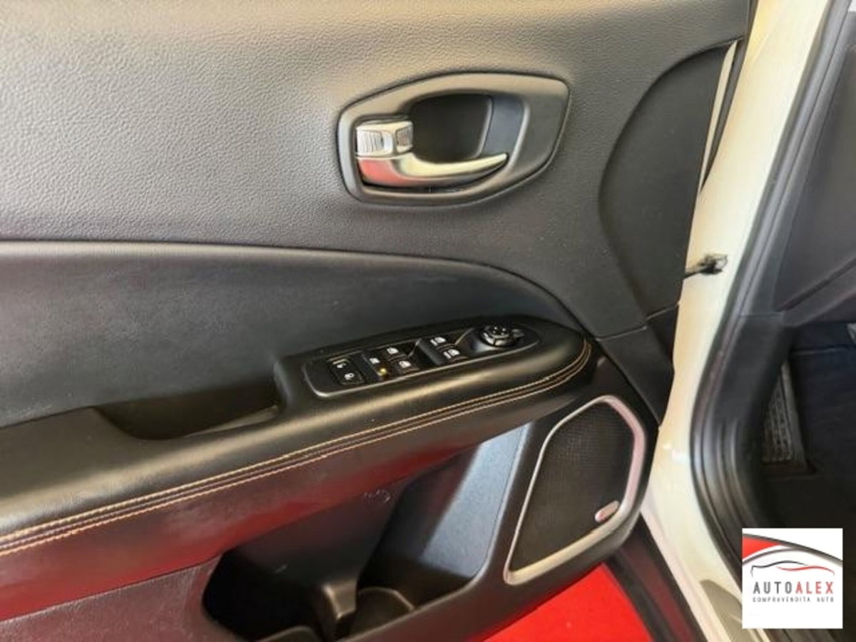 Jeep Compass 2.0 Multijet II 4WD Limited (20)