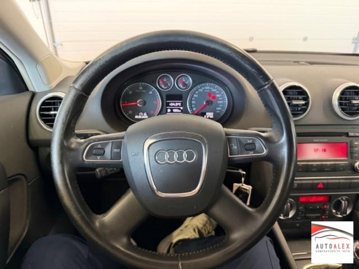 Audi A3 Sportback 1.6 TDI Attraction (11)