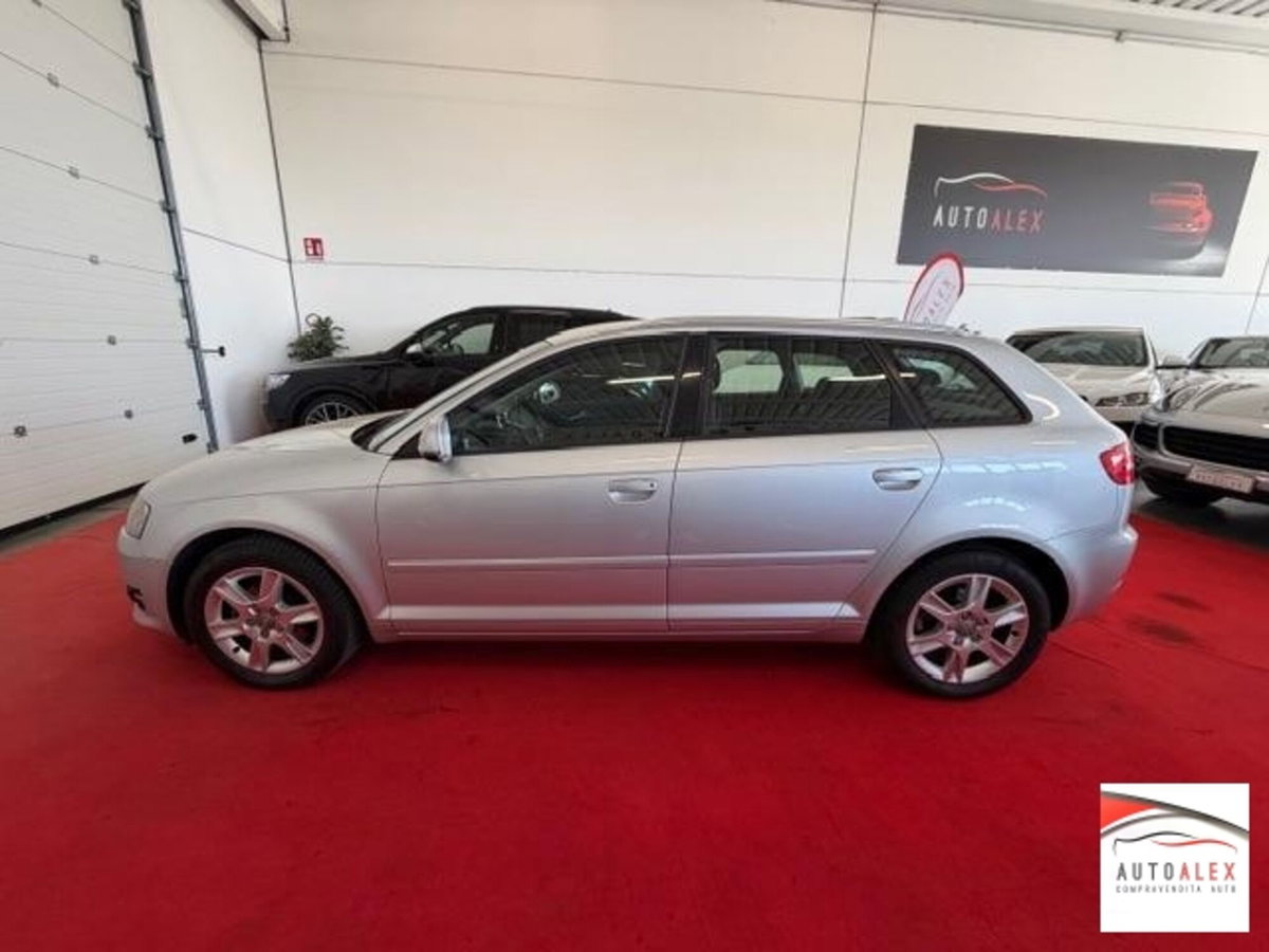 Audi A3 Sportback 1.6 TDI Attraction (15)