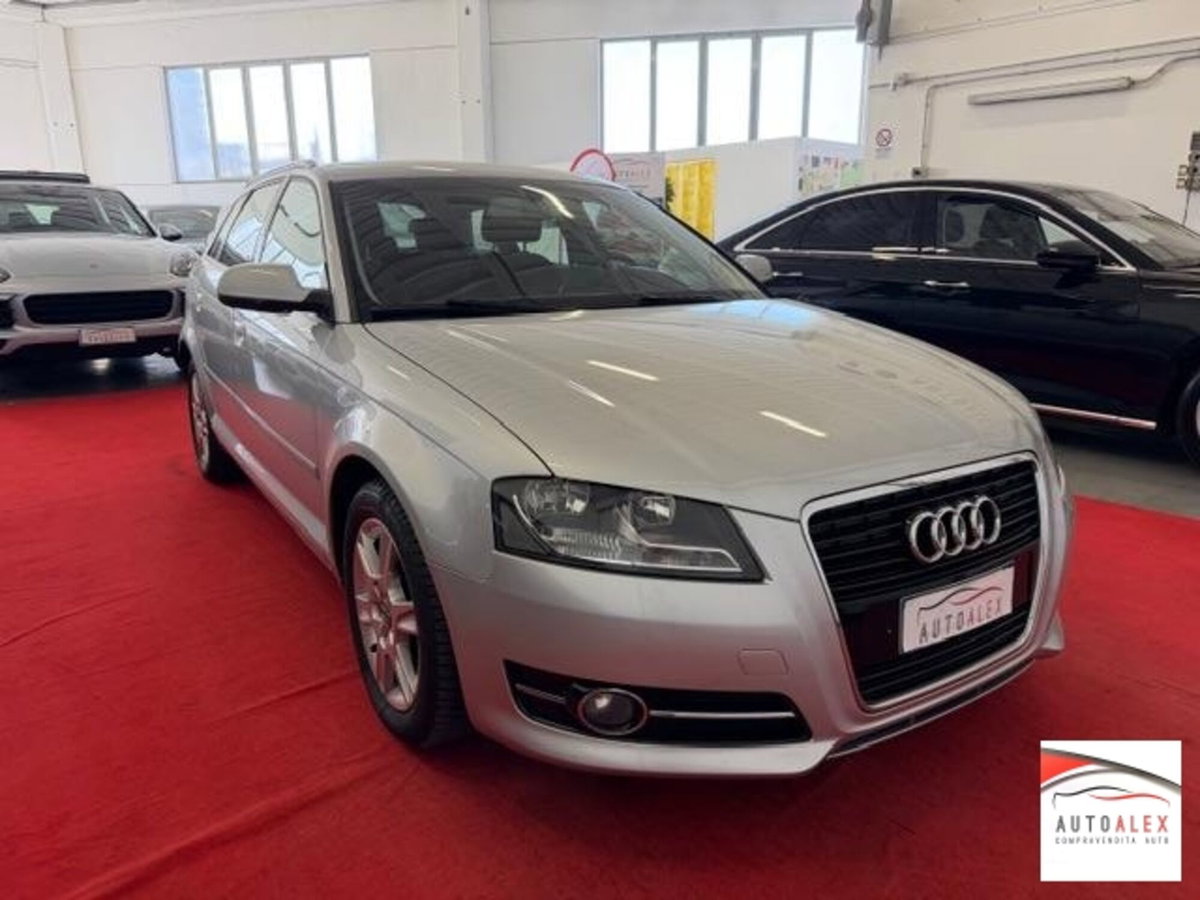 Audi A3 Sportback 1.6 TDI Attraction (3)