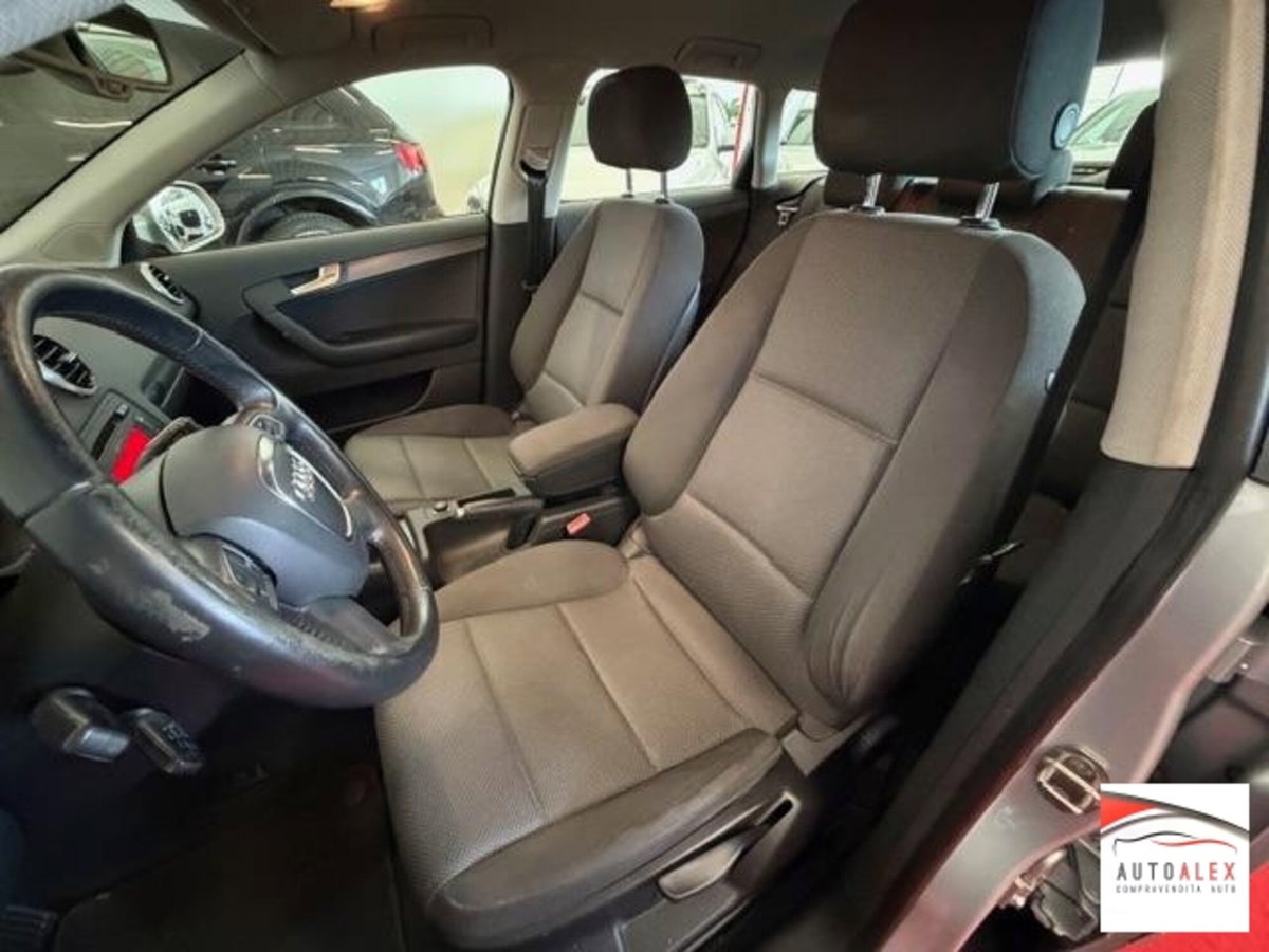 Audi A3 Sportback 1.6 TDI Attraction (8)
