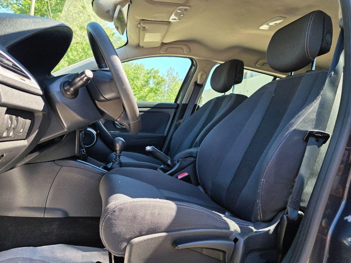 Renault Mégane SporTour 1.5 dCi 110CV SporTour Attractive (17)