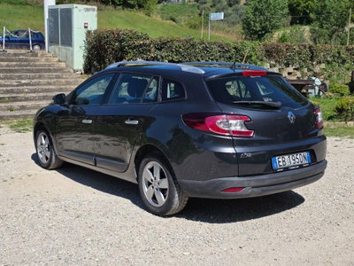 Renault Mégane SporTour 1.5 dCi 110CV SporTour Attractive (4)