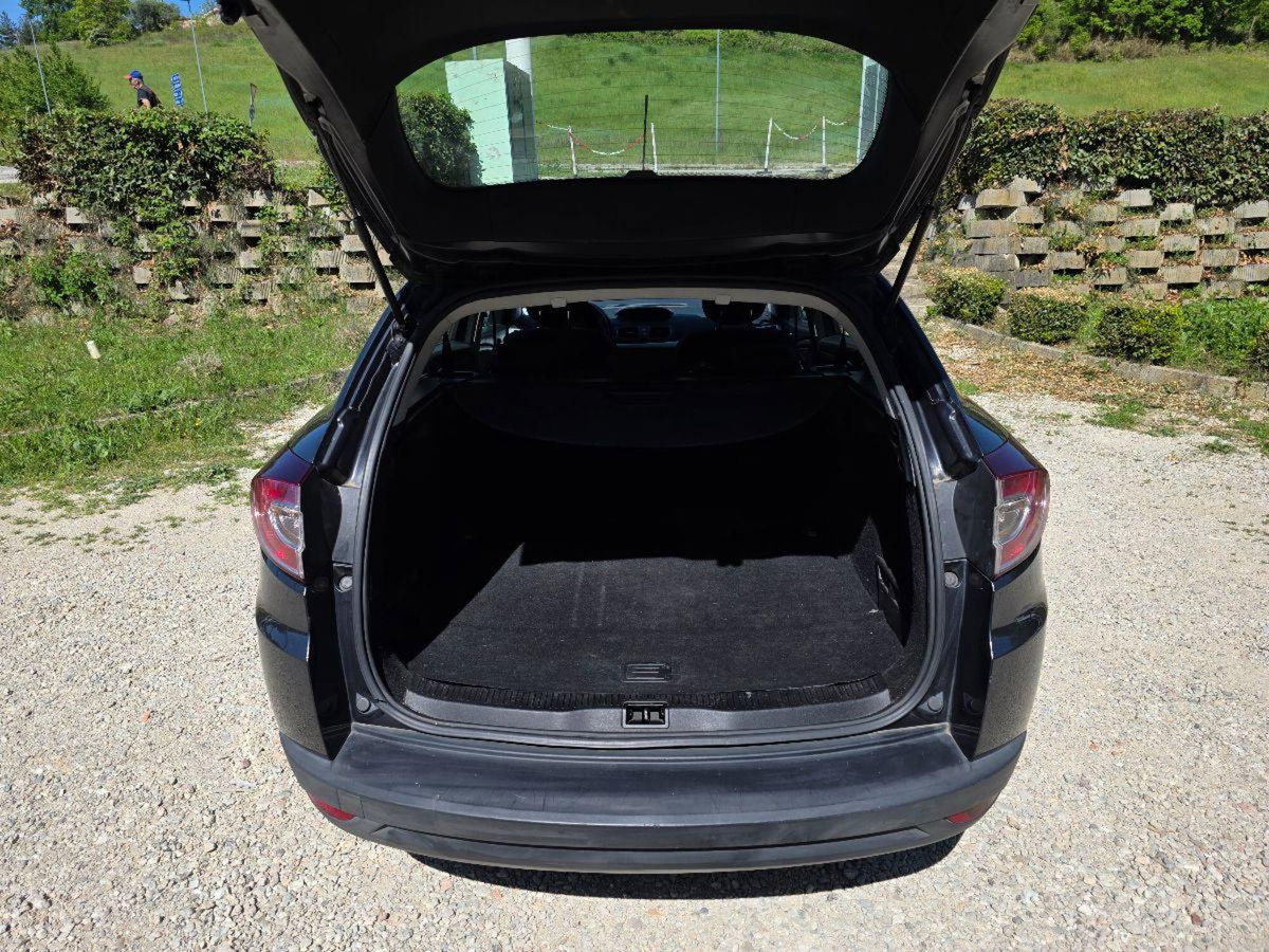 Renault Mégane SporTour 1.5 dCi 110CV SporTour Attractive (9)