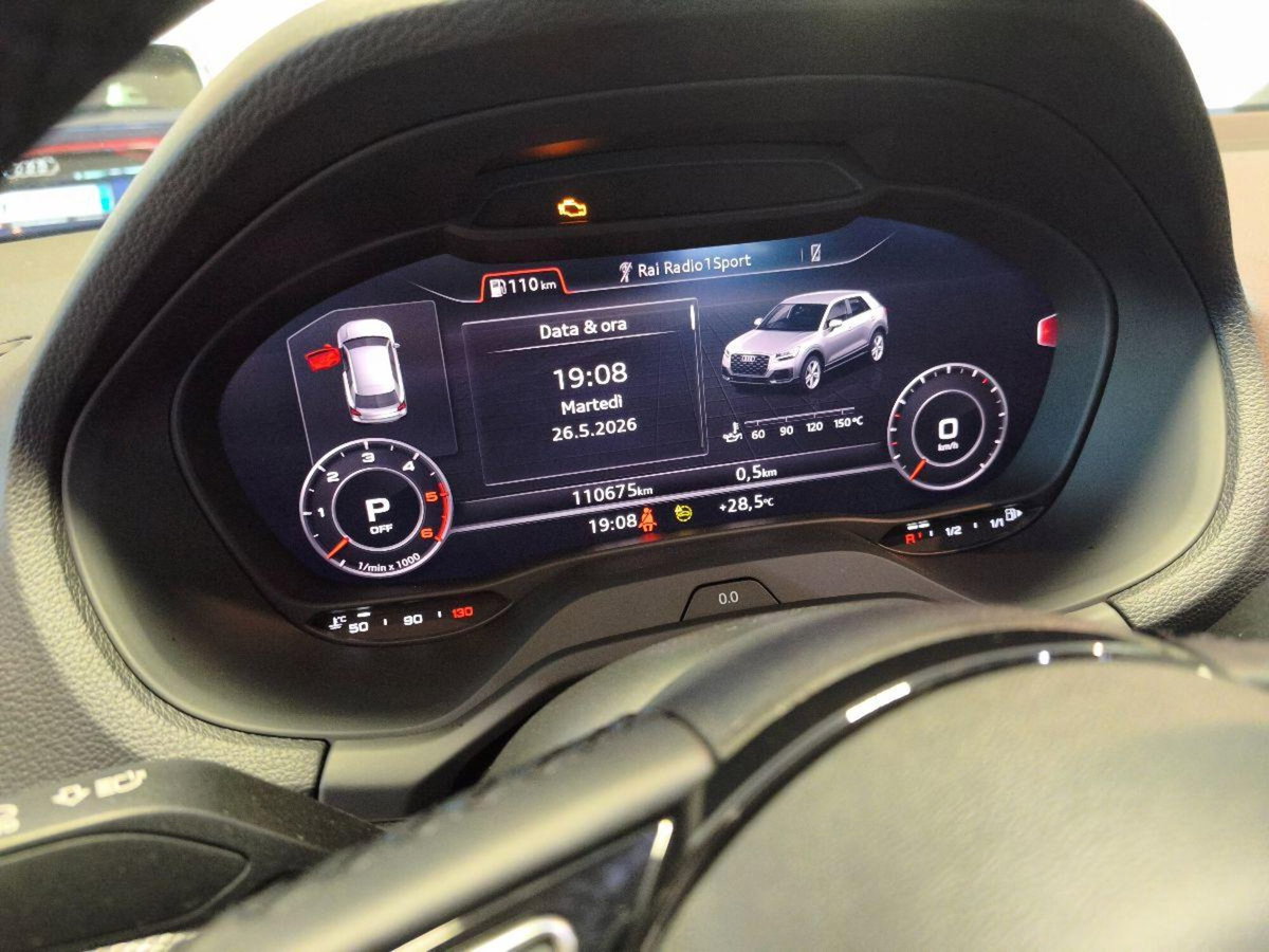 Audi Q2 Q2 30 TDI S tronic Identity Black (14)