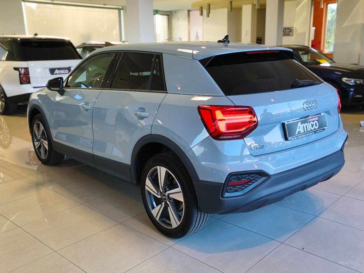 Audi Q2 Q2 30 TDI S tronic Identity Black (8)