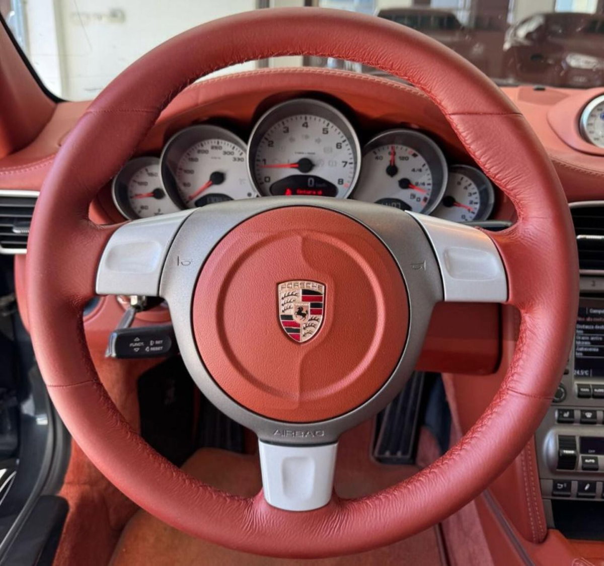 Porsche 911 Coupé Carrera 4S (13)