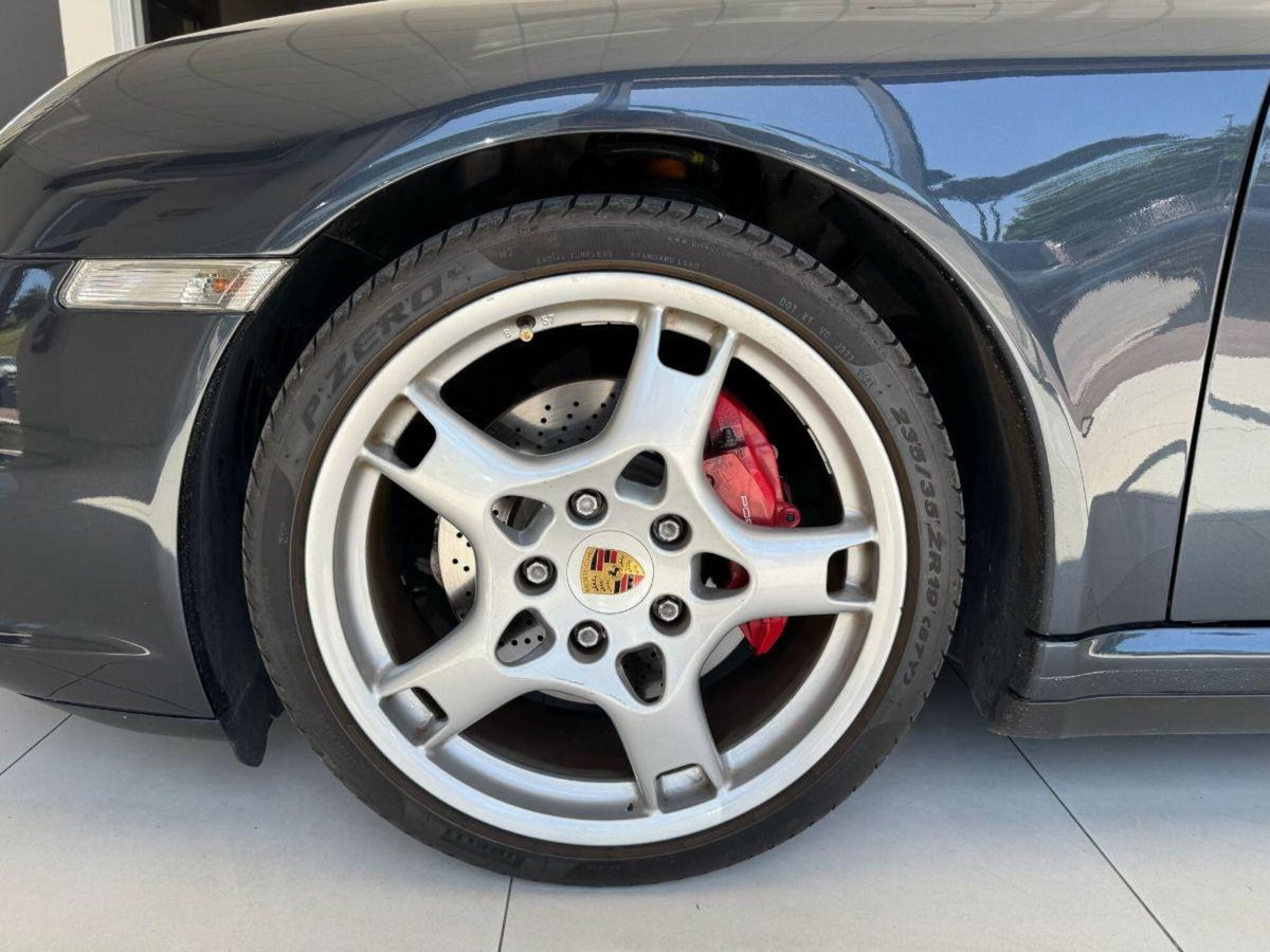 Porsche 911 Coupé Carrera 4S (7)