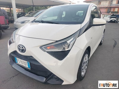 Toyota Aygo Connect 1.0 VVT-i 72 CV 5 porte x-cool (3)