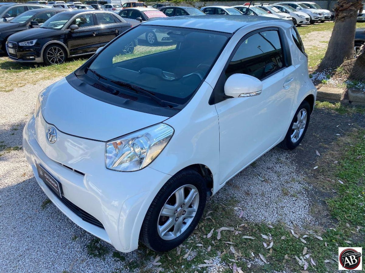 Toyota iQ 1.0