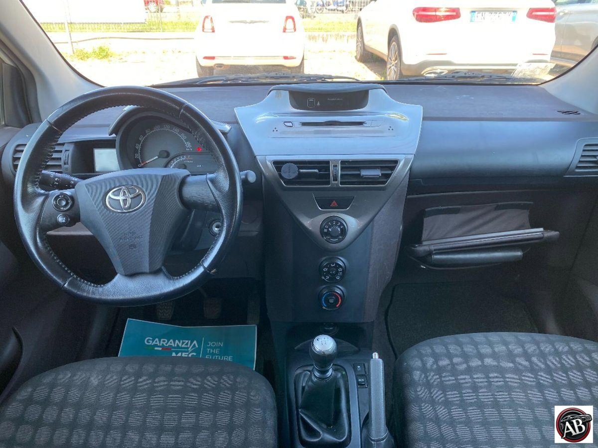 Toyota iQ 1.0 (11)
