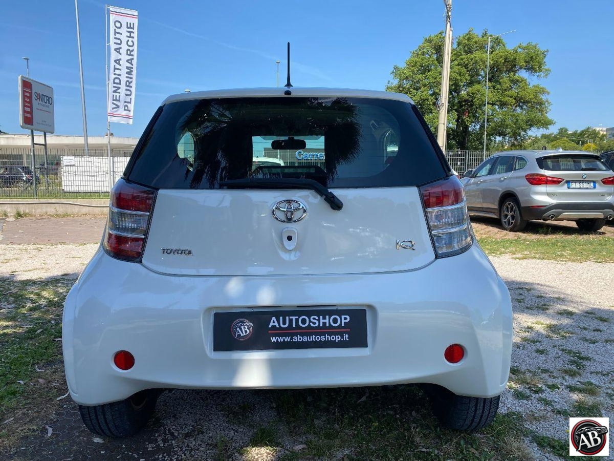 Toyota iQ 1.0 (6)