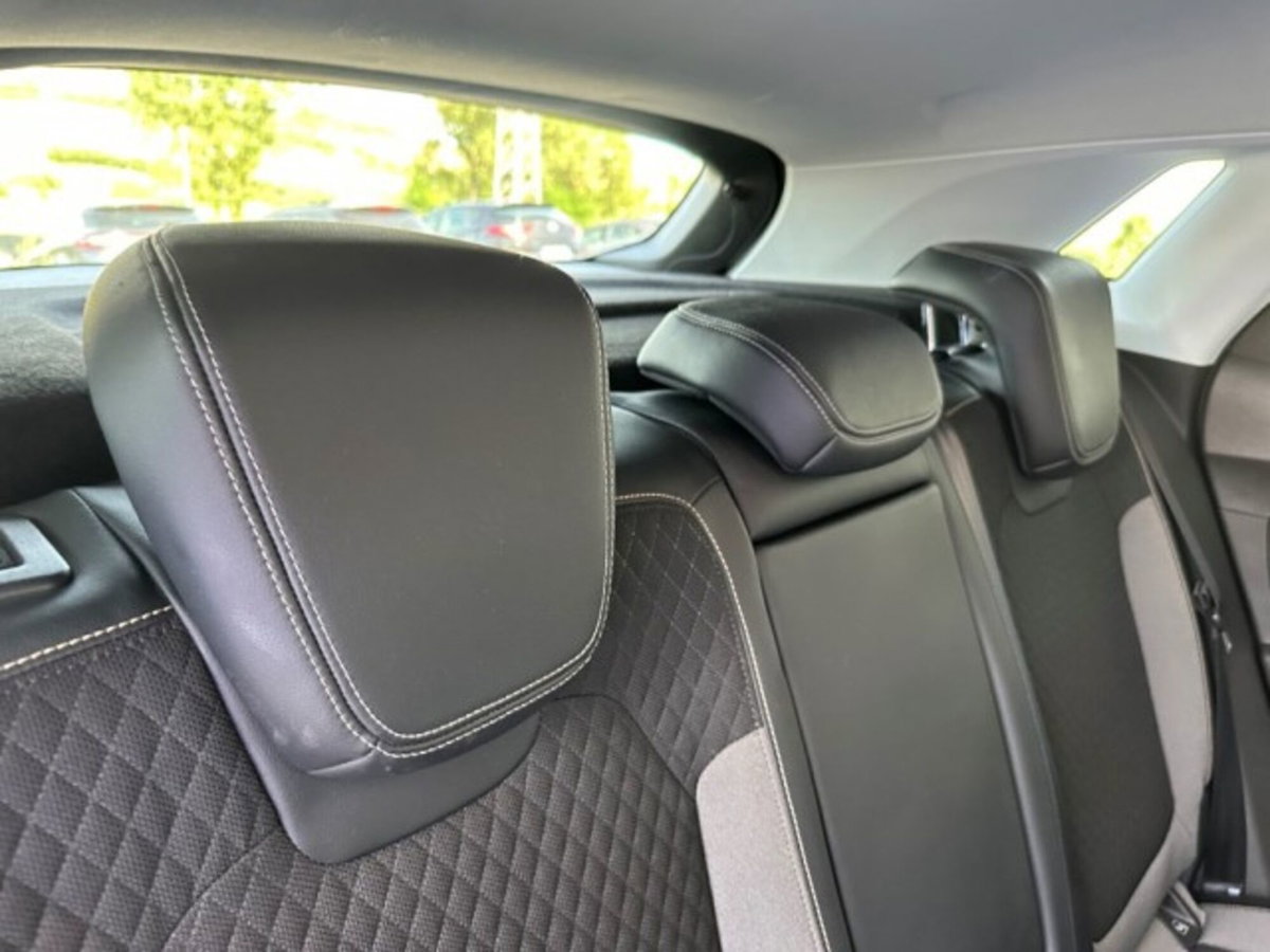 Opel Grandland X 1.6 diesel Ecotec Start&Stop Innovation (15)