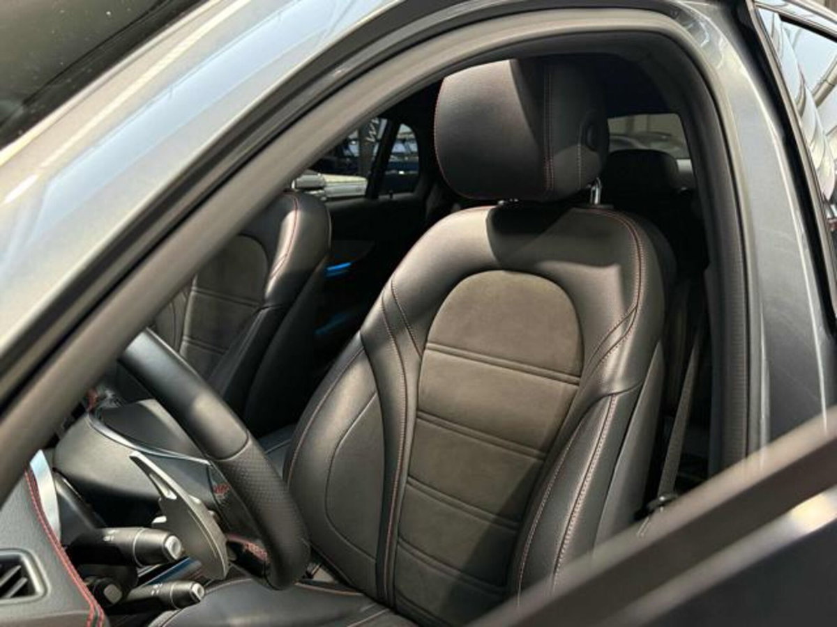 Mercedes-Benz GLC Coupé 43 4Matic Coupé AMG (11)