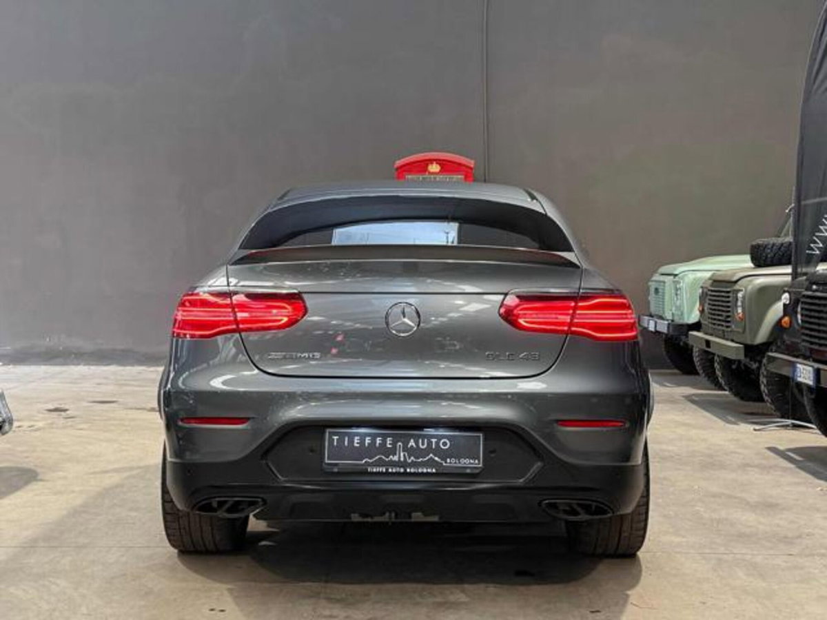 Mercedes-Benz GLC Coupé 43 4Matic Coupé AMG (5)
