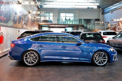 Audi A5 Sportback 40 TDI quattro S tronic (2)