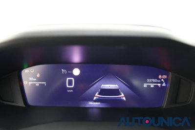 Peugeot 2008 PureTech 100 S&S Allure (8)