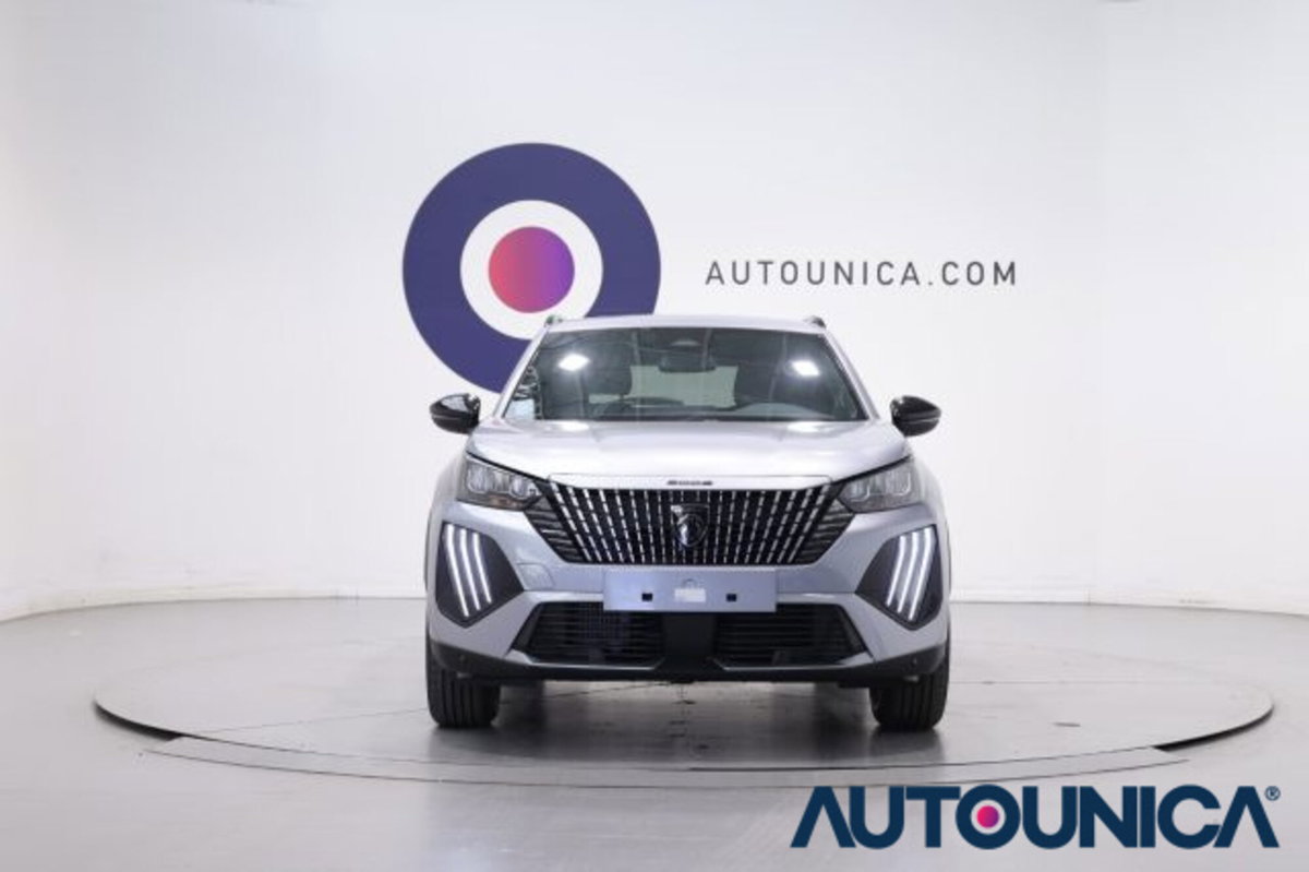 Peugeot 2008 PureTech 100 S&S Allure (2)