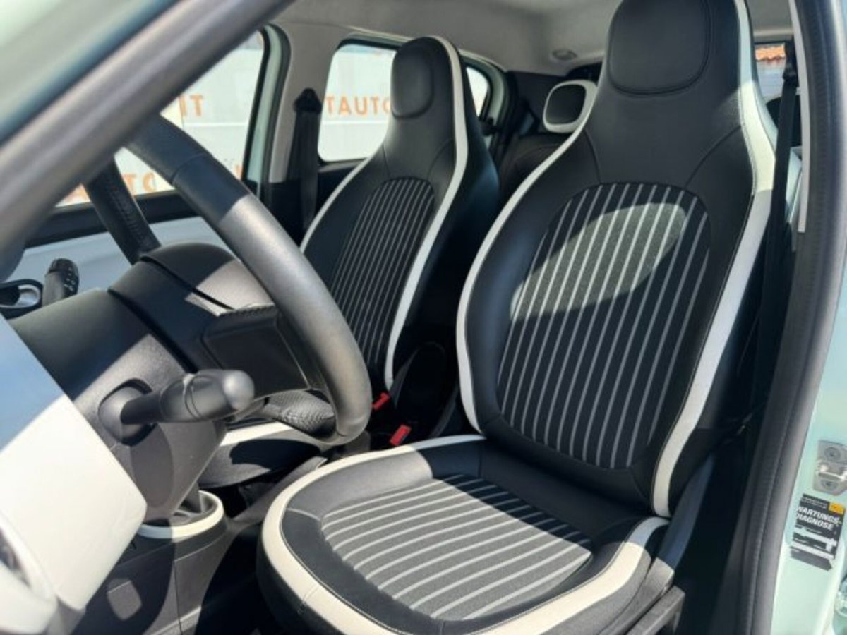 Renault Twingo SCe Stop&Start Intens (15)