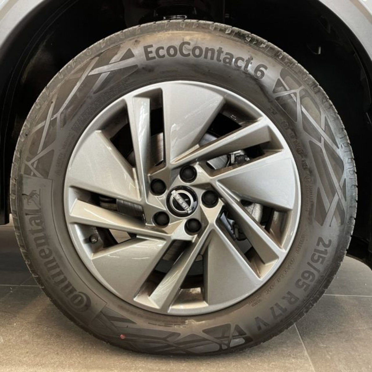 Nissan Qashqai 1.3 mhev Acenta 2wd 140cv (17)
