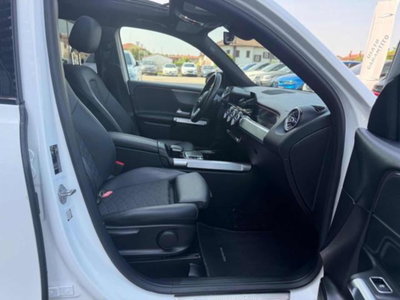 Mercedes-Benz GLB 200 d Automatic 4Matic Premium (14)