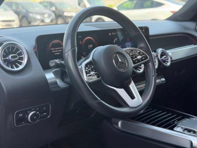 Mercedes-Benz GLB 200 d Automatic 4Matic Premium (9)