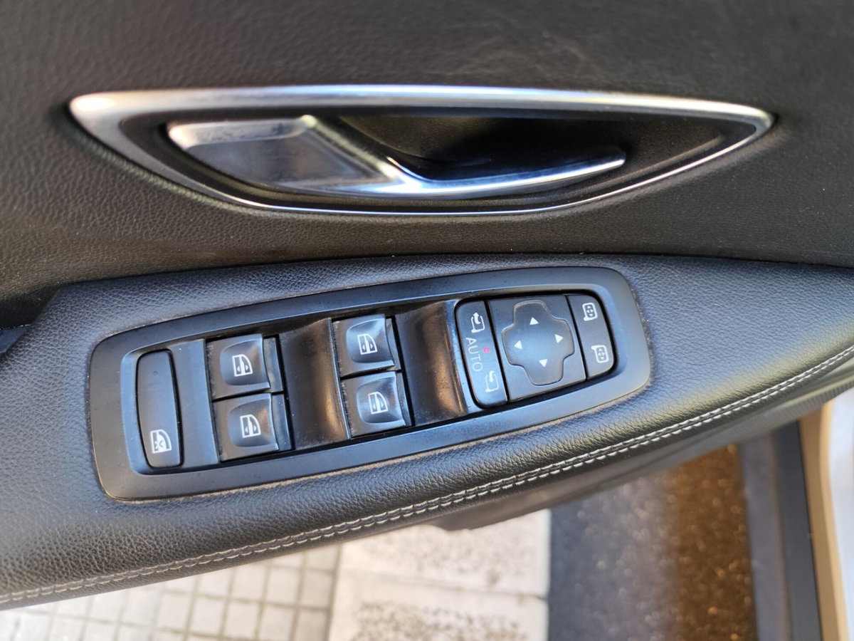 Renault Scenic E-Tech Electric 1.5 dCi 110CV EDC Energy (12)