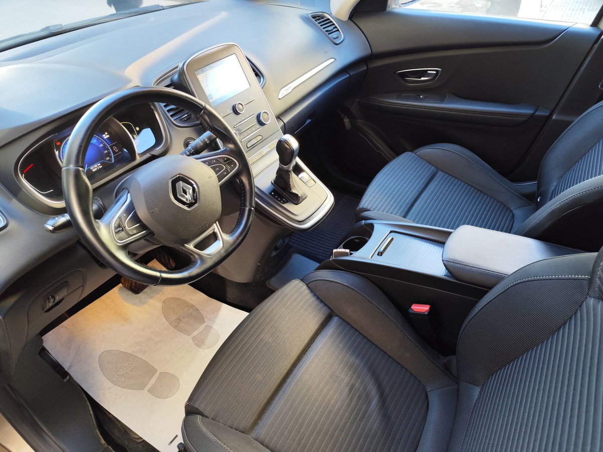 Renault Scenic E-Tech Electric 1.5 dCi 110CV EDC Energy (13)