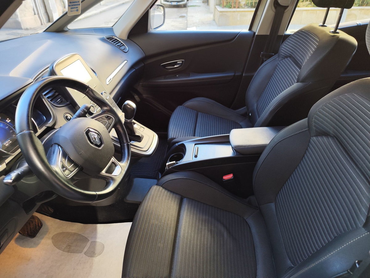Renault Scenic E-Tech Electric 1.5 dCi 110CV EDC Energy (15)
