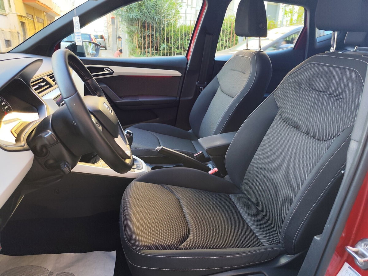 SEAT Arona 1.6 TDI 95 CV DSG XCELLENCE (15)