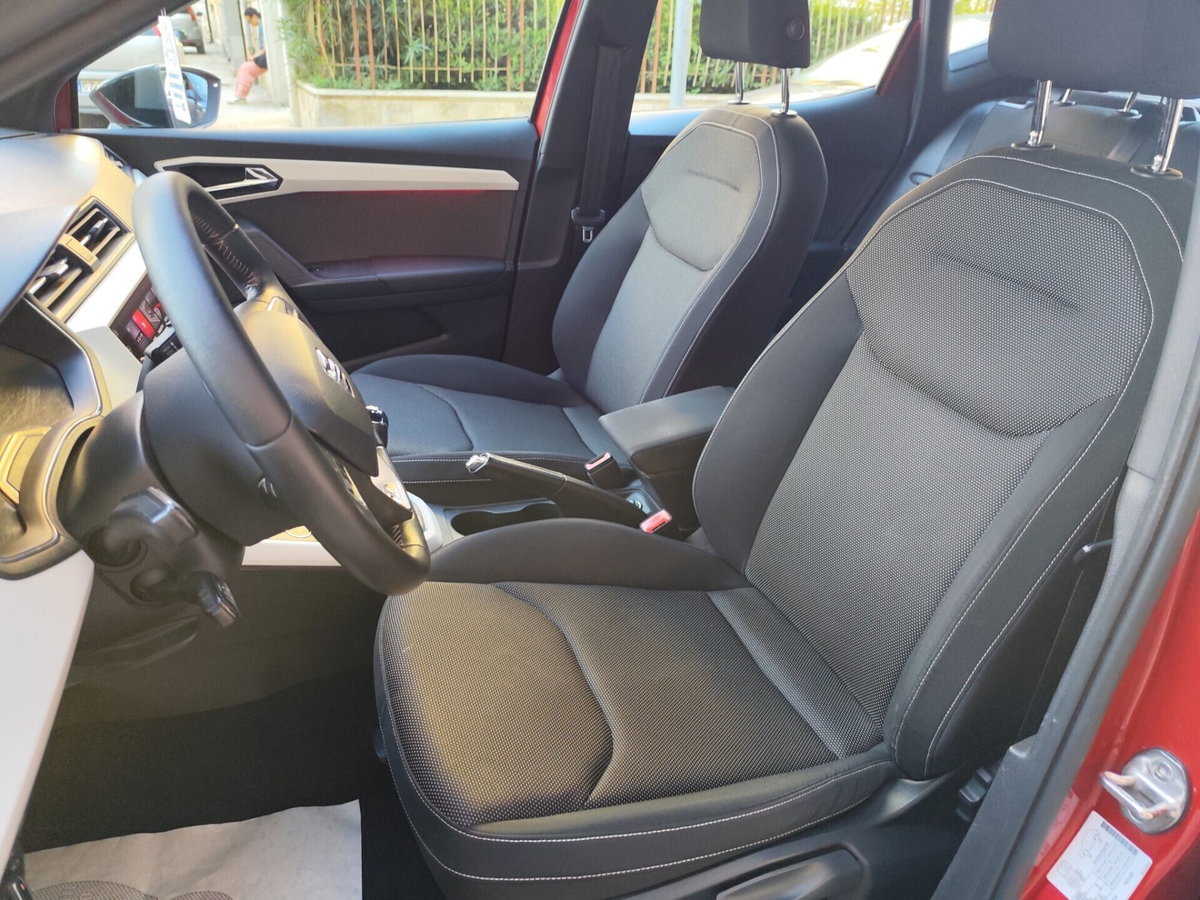 SEAT Arona 1.6 TDI 95 CV DSG XCELLENCE (18)