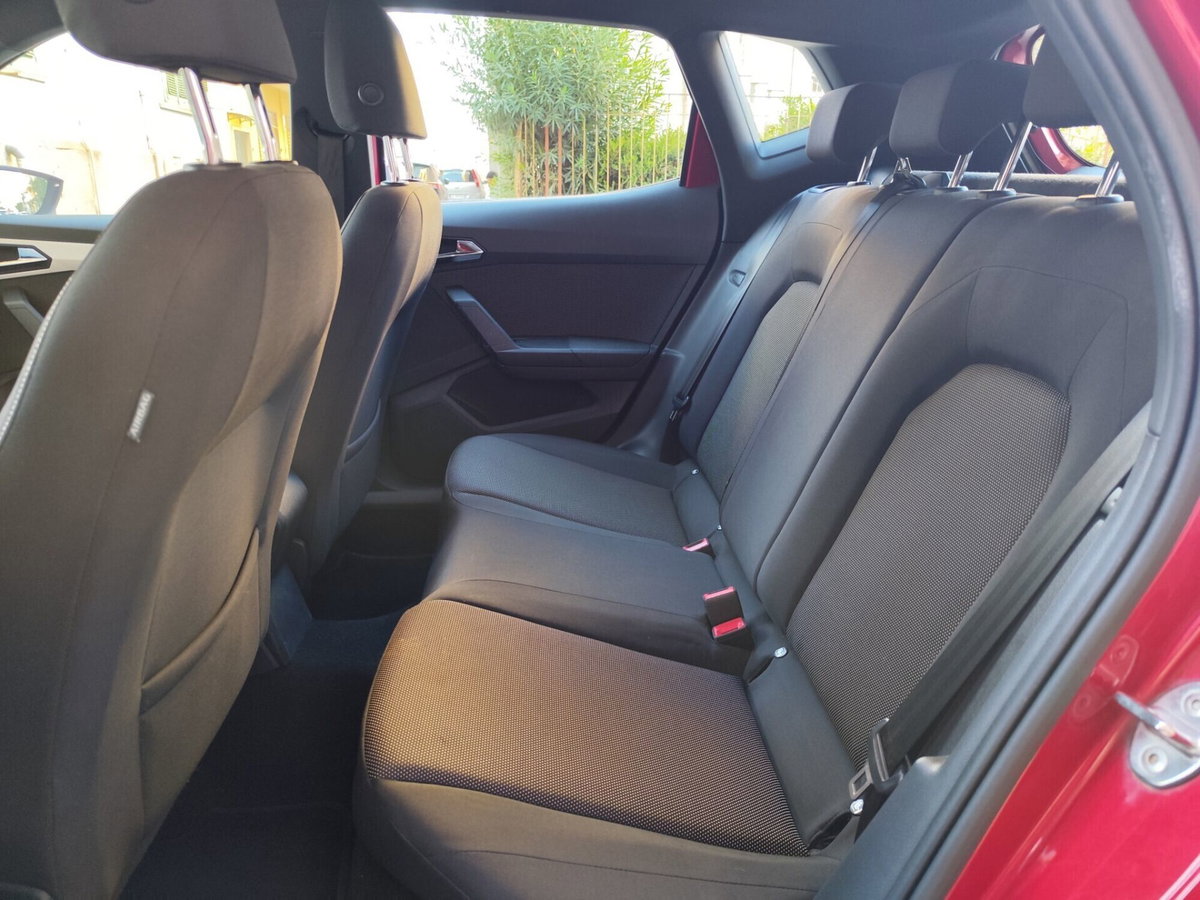 SEAT Arona 1.6 TDI 95 CV DSG XCELLENCE (20)
