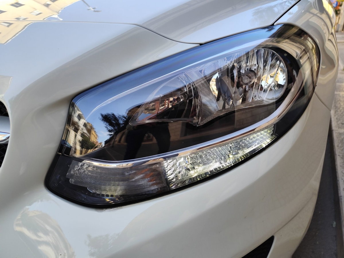 Mercedes-Benz Classe B 180 d Executive (10)