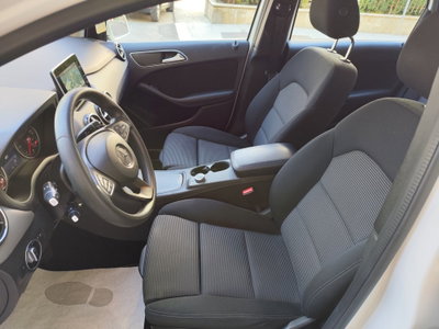 Mercedes-Benz Classe B 180 d Executive (13)
