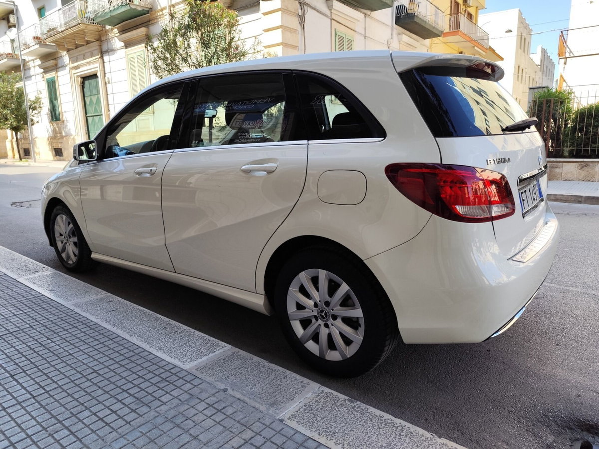 Mercedes-Benz Classe B 180 d Executive (5)