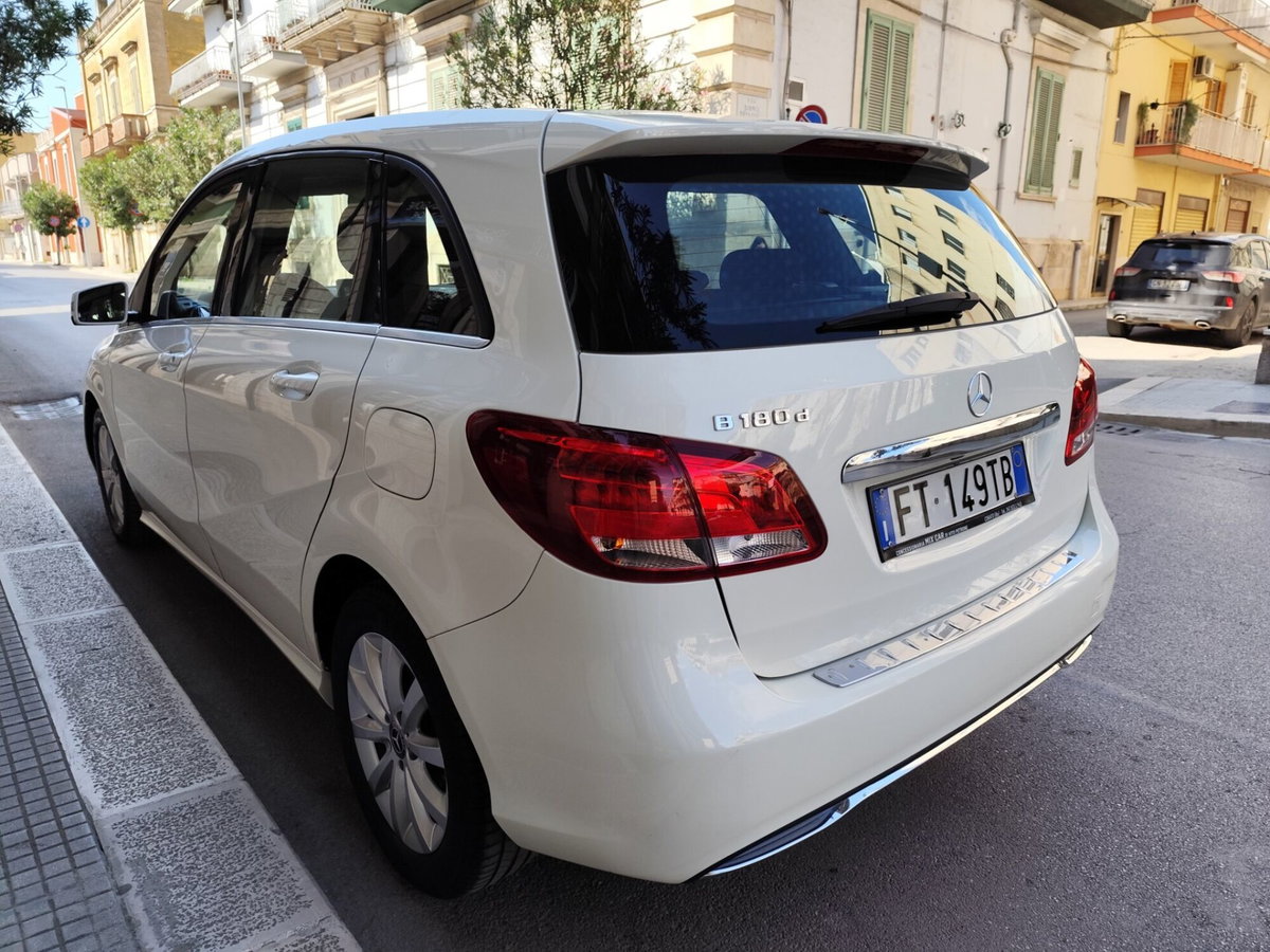 Mercedes-Benz Classe B 180 d Executive (6)