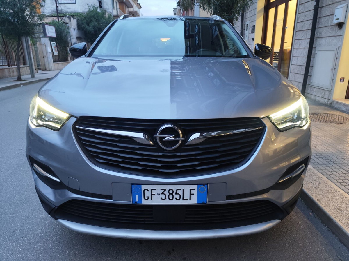 Opel Grandland X 1.5 diesel Ecotec Start&Stop Elegance (2)