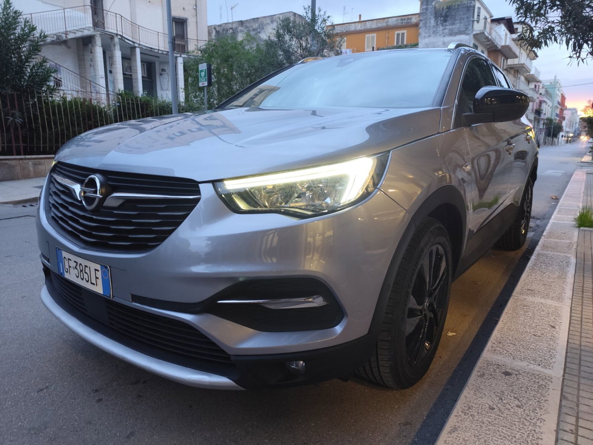 Opel Grandland X 1.5 diesel Ecotec Start&Stop Elegance (3)