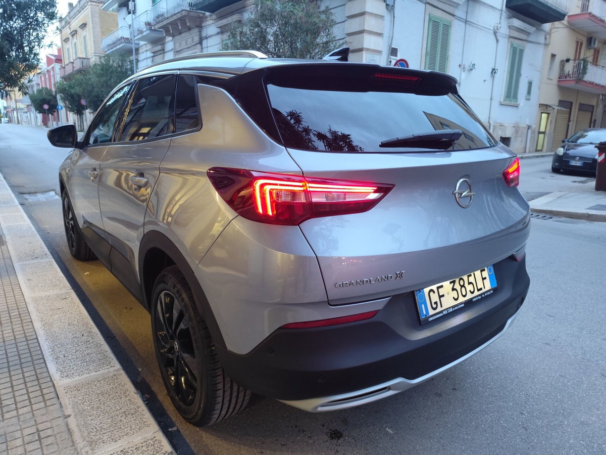 Opel Grandland X 1.5 diesel Ecotec Start&Stop Elegance (6)