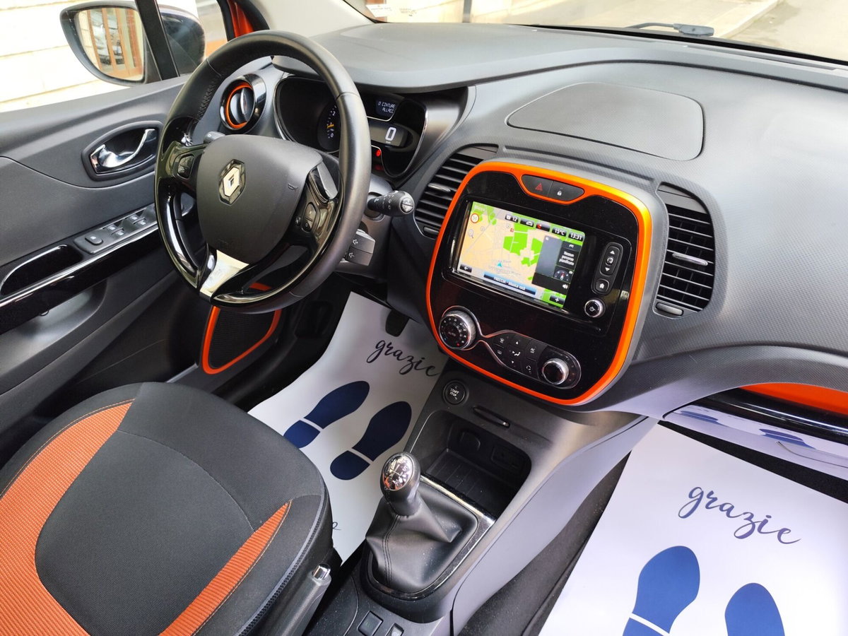 Renault Captur 1.5 dCi 8V 90 CV Start&Stop Energy R-Link (17)