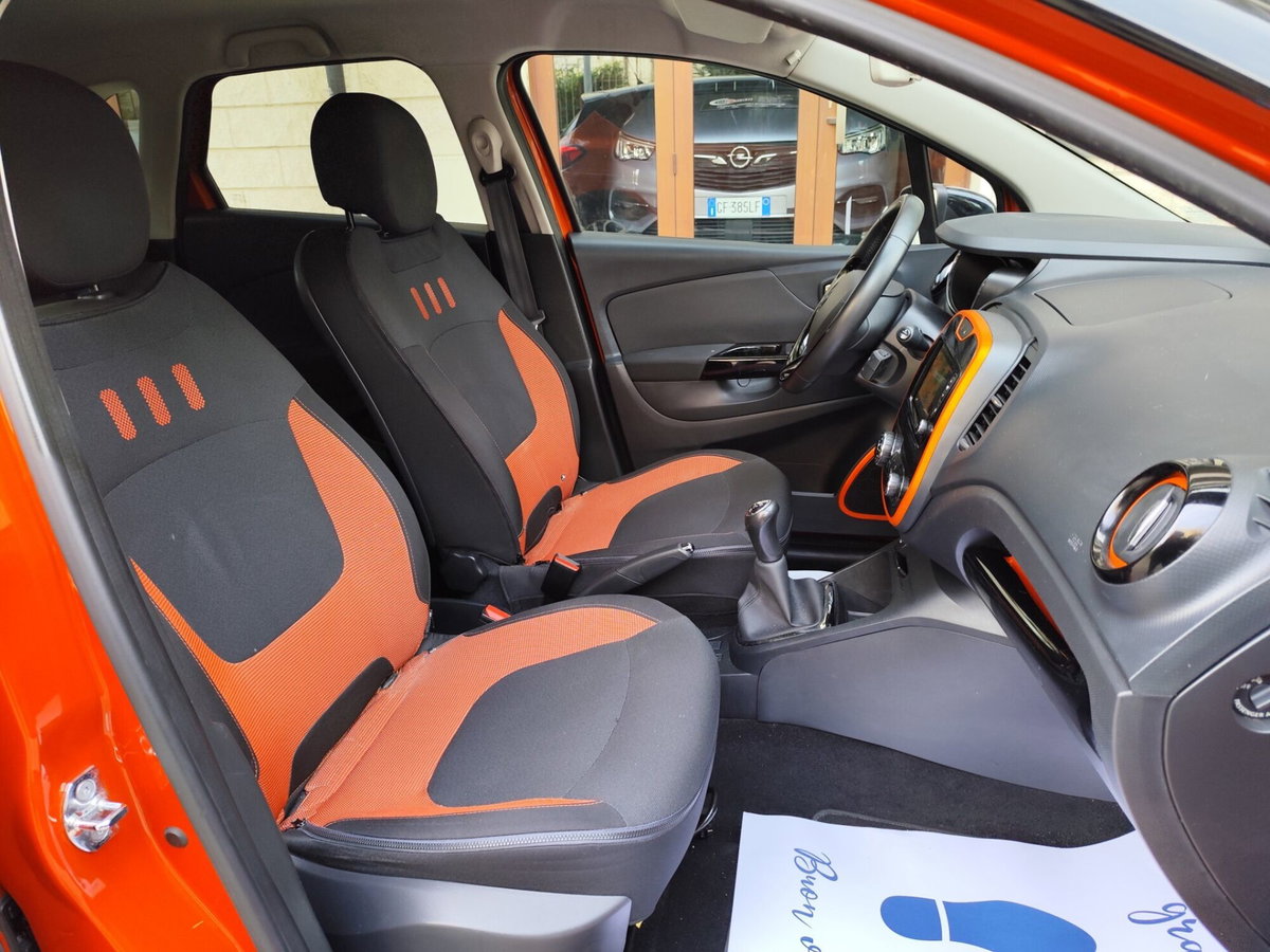 Renault Captur 1.5 dCi 8V 90 CV Start&Stop Energy R-Link (19)