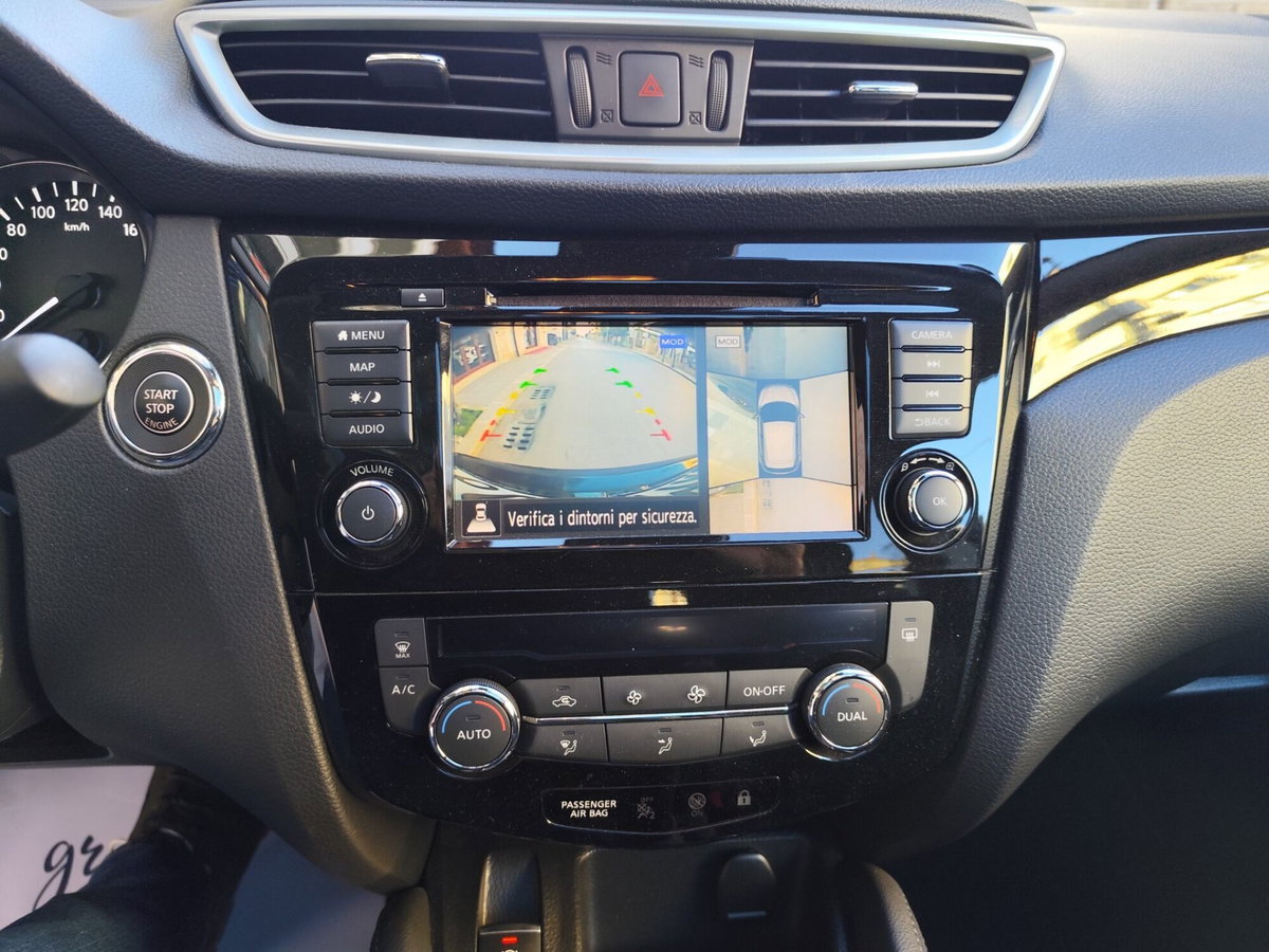 Nissan Qashqai 1.5 dCi 115 CV DCT N-Connecta (13)